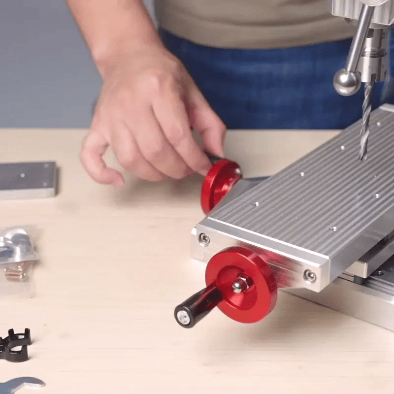 Minitaladro y fresadora Innocraftsman IN-5216 con mesa deslizante transversal de 120 W